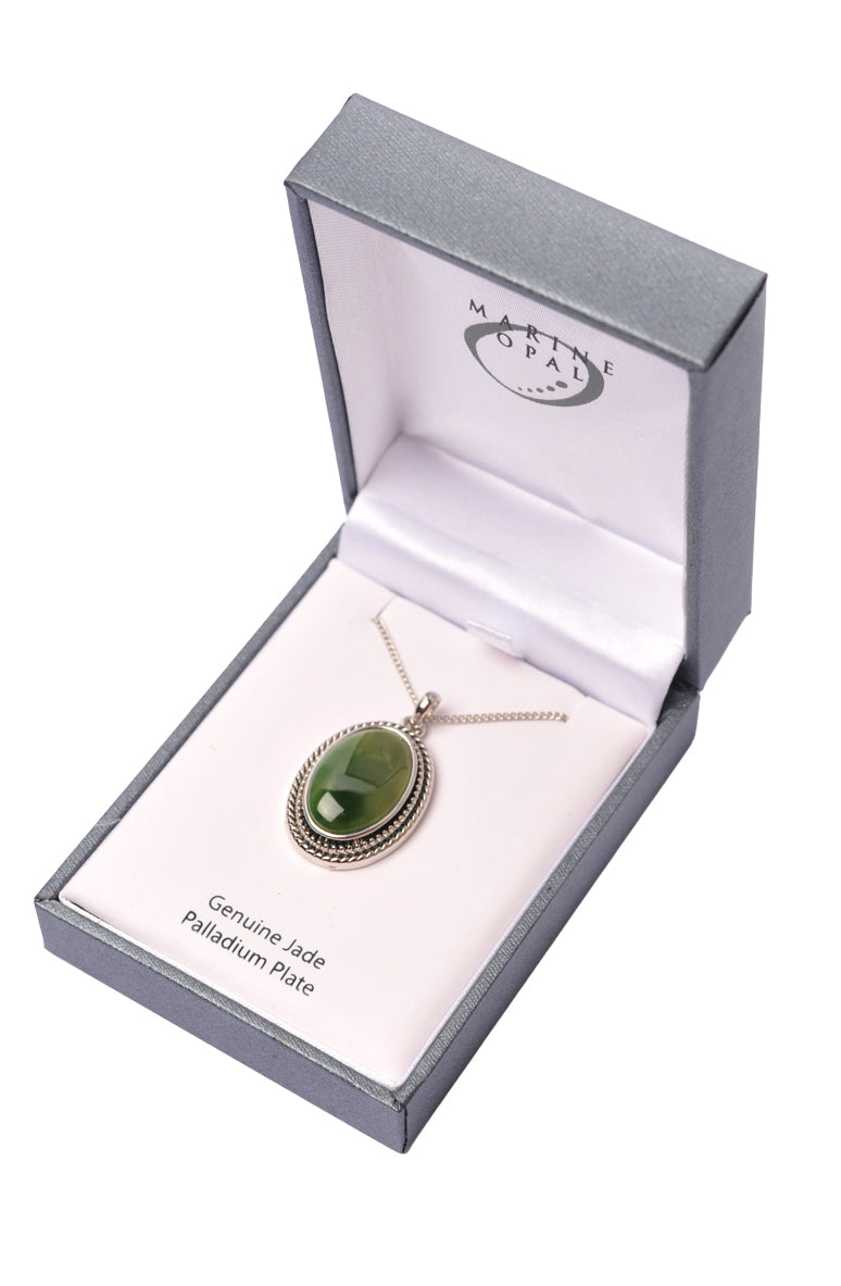 Jade Necklace | Oval Design