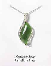 Load image into Gallery viewer, Jade Necklace | Leaf Design
